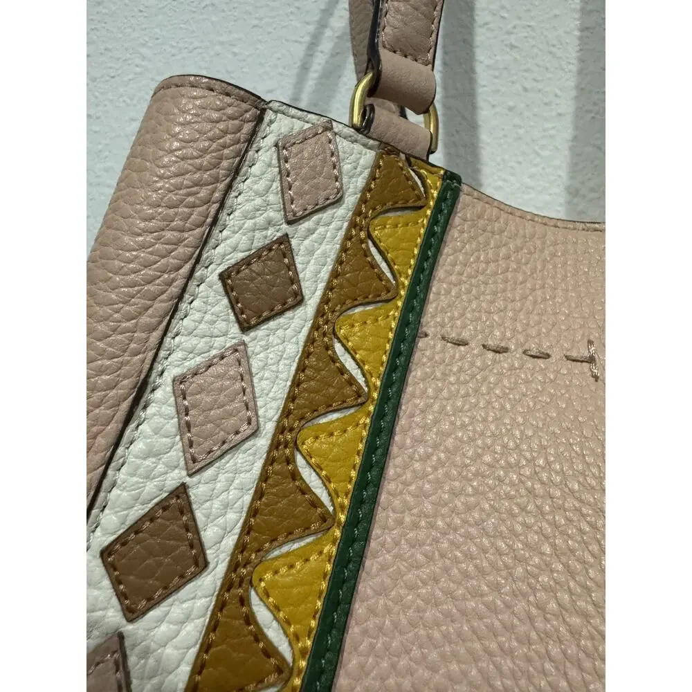 Tory Burch tory burch
